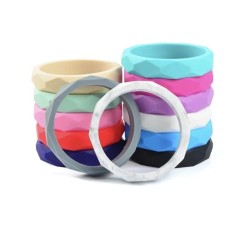 Bracelet rigide en silicone...